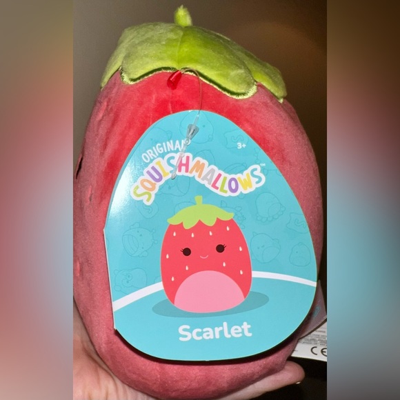 Squishmallows Scarlet the Strawberry - Picture 3 of 3
